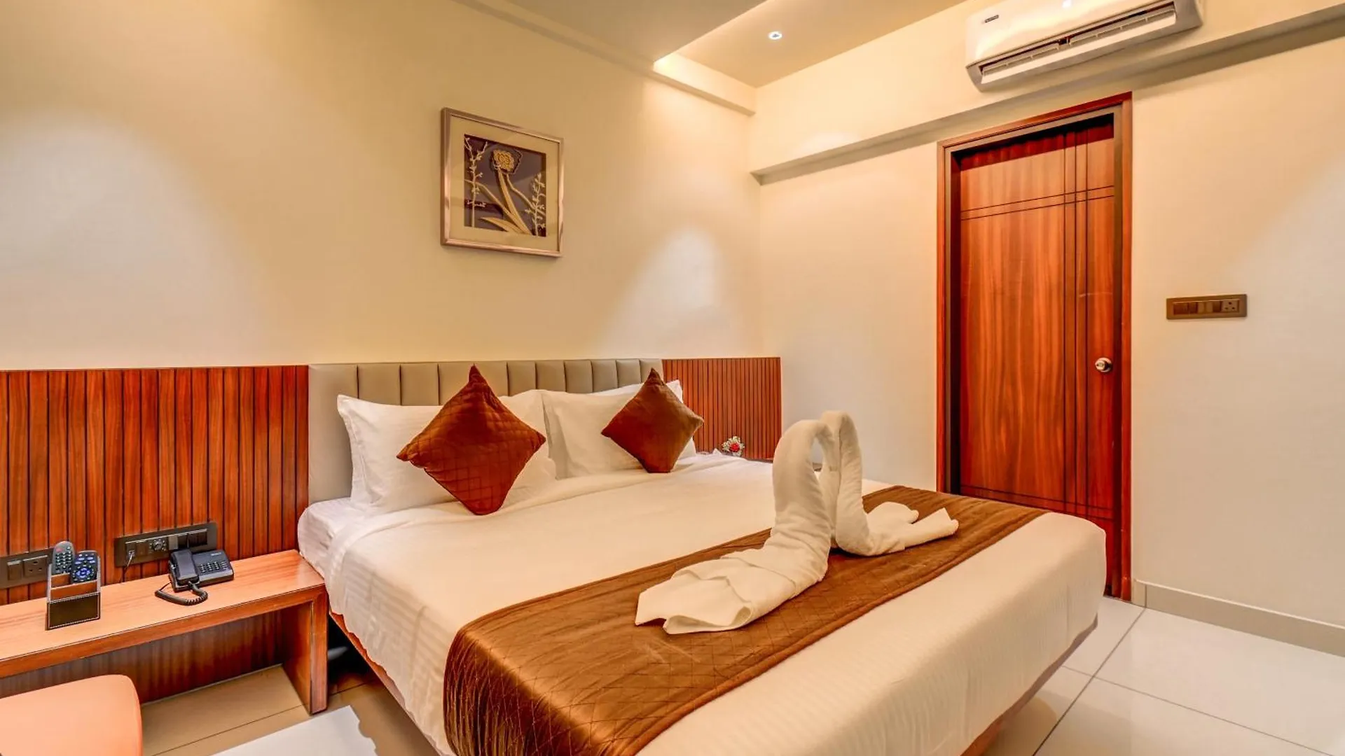 Hotel Hari Govindas Mysore - Explore The Heart Of Mysore