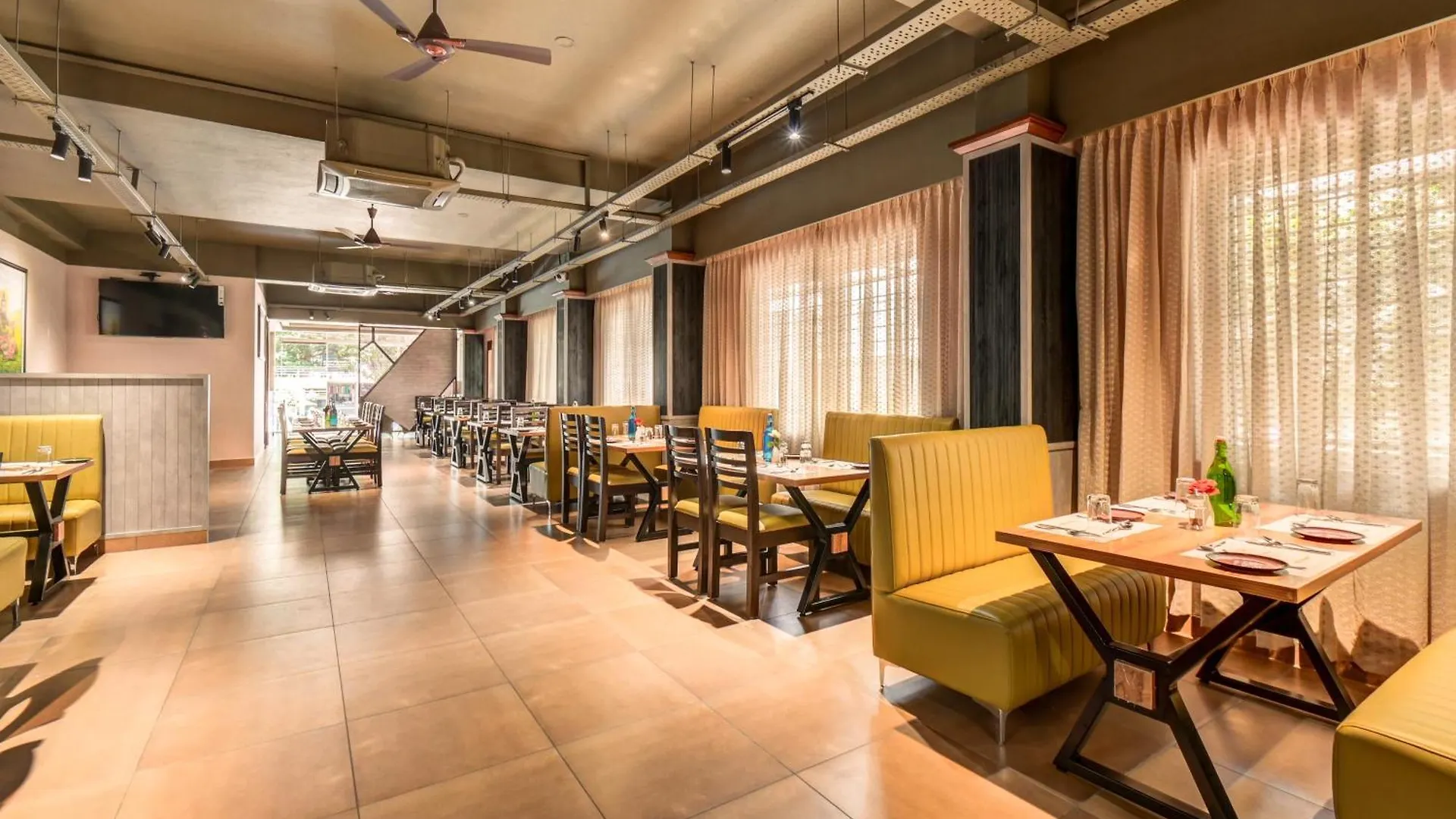 ***  Hotel Hari Govindas Mysore - Explore The Heart Of Mysore India